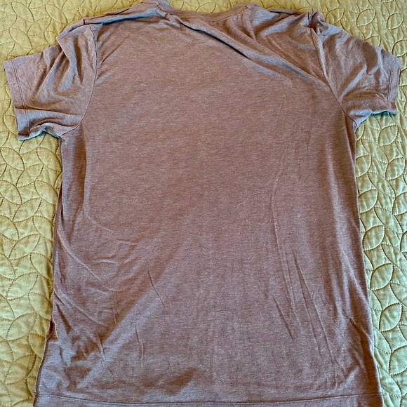 Cotopaxi Paseo Travel Pocket T-Shirt Grey Gray T Shirt Quick Dry Sweat Wicking - Picture 5 of 5
